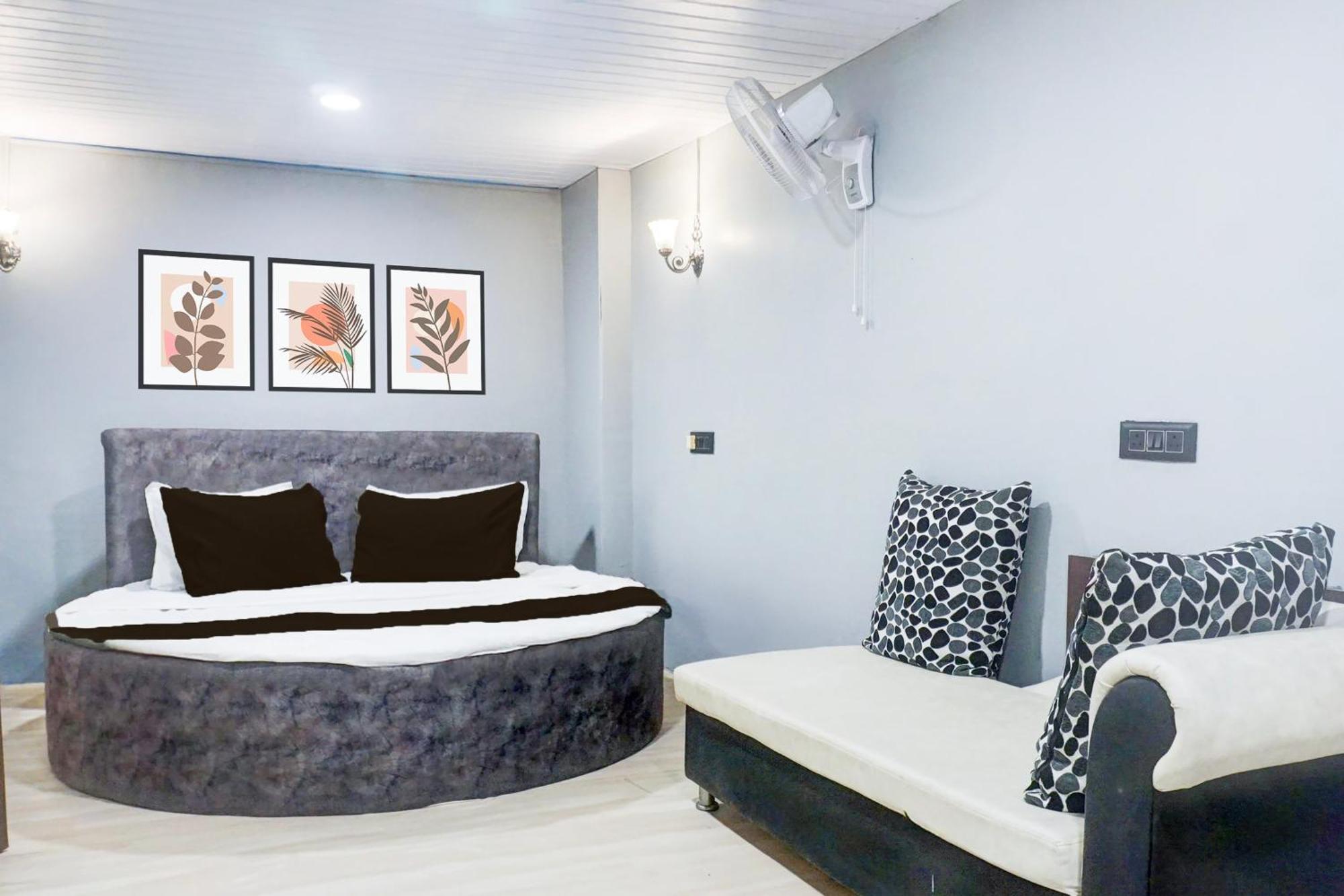 Hotel O The Highstreet Hometel 푸네 외부 사진