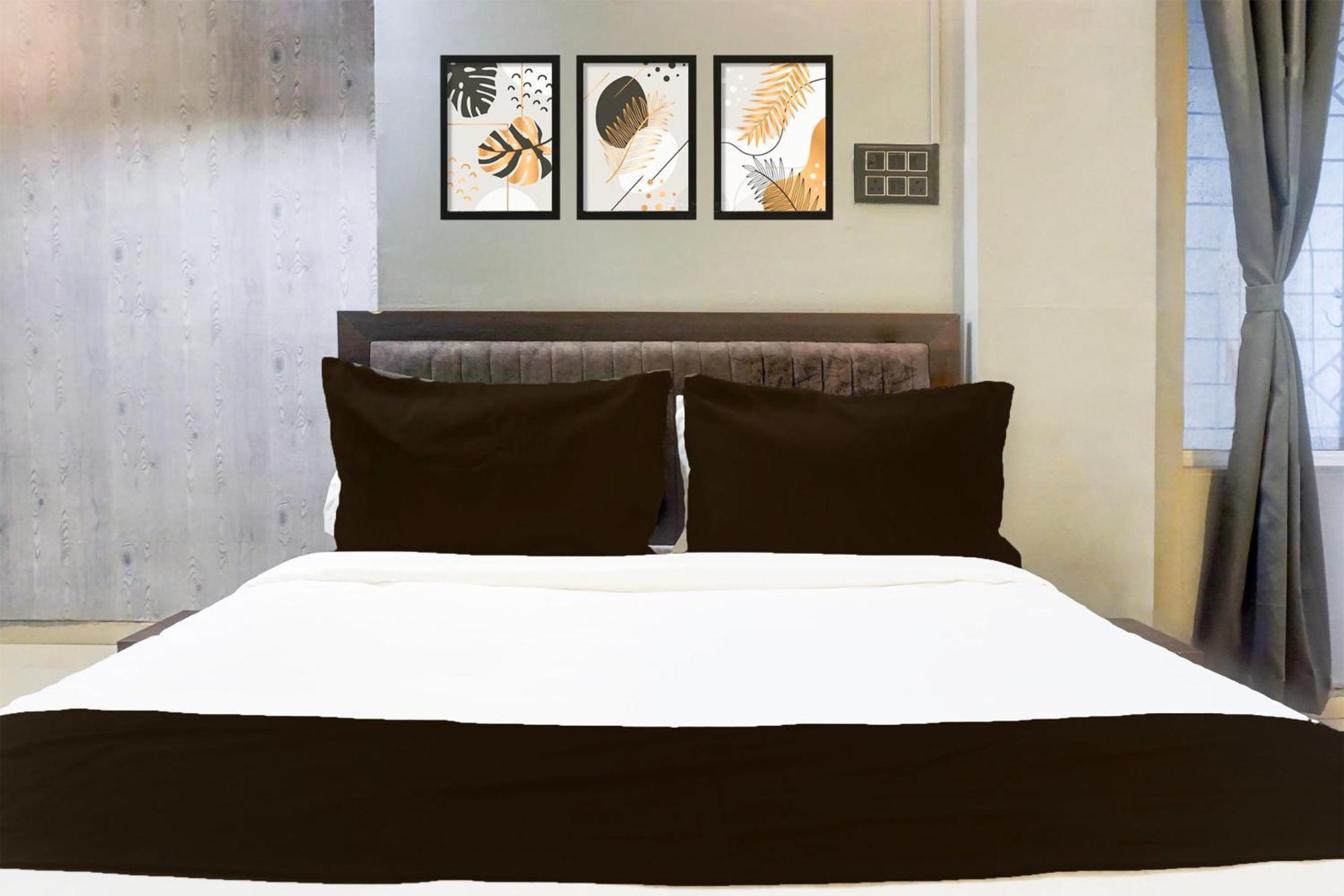 Hotel O The Highstreet Hometel 푸네 외부 사진