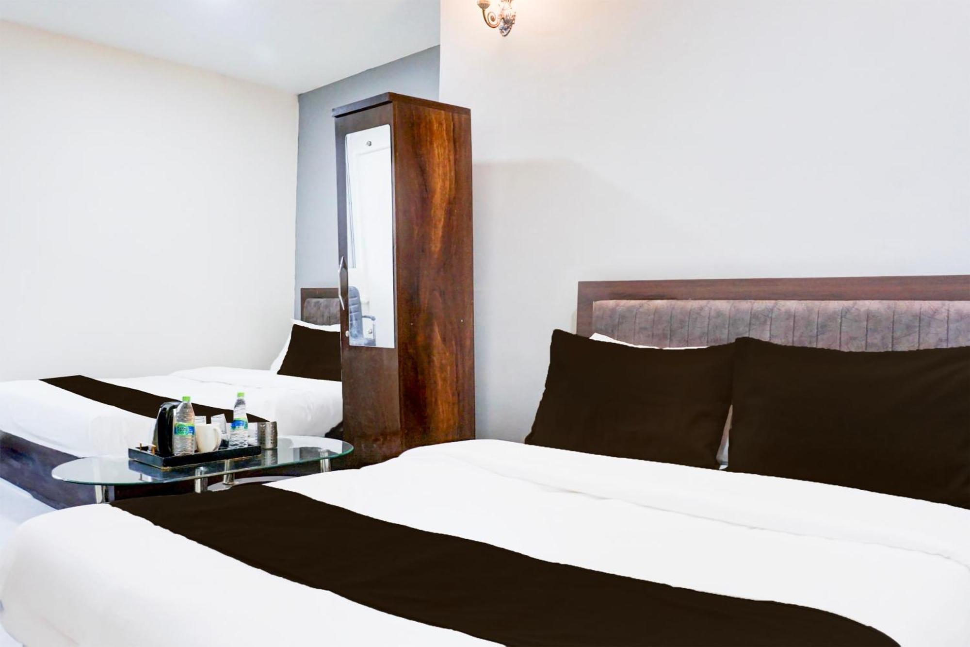 Hotel O The Highstreet Hometel 푸네 외부 사진